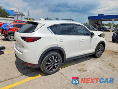 Trzecie zdjęcie samochodu z tyłu: 2018 MAZDA CX-5 TOURING VIN:JM3KFBCM3J0397178 - miniatura