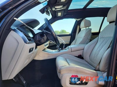 Zdjęcie 7 z 13 samochodu: 2021 BMW X5 XDRIVE40I VIN:5UXCR6C09M9F82930 - miniatura