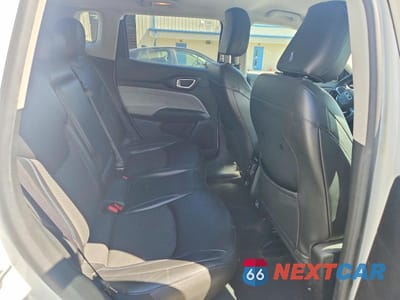 Zdjęcie 10 z 12 samochodu: 2022 JEEP COMPASS LATITUDE VIN:3C4NJDBB1NT230729 - miniatura