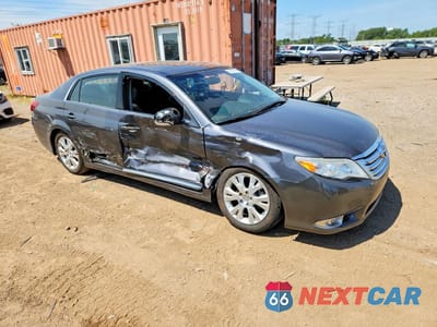 Czwarte zdjęcie samochodu z boku: 2011 TOYOTA AVALON BASE VIN:4T1BK3DB0BU408294 - miniatura