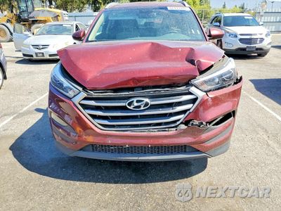 Piąte zdjęcie samochodu w środku: 2017 HYUNDAI TUCSON SE VIN:KM8J33A45HU524047 - miniatura