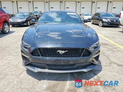 Piąte zdjęcie samochodu w środku: 2021 FORD MUSTANG GT VIN:1FA6P8CF4M5110777 - miniatura