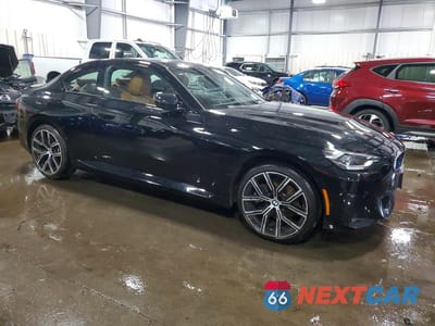 Czwarte zdjęcie samochodu z boku: 2023 BMW 230XI VIN:3MW33CM01P8D15922 - miniatura