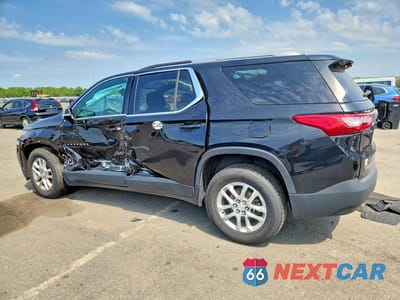 Drugie zdjęcie samochodu z przodu: 2018 CHEVROLET TRAVERSE LT VIN:1GNEVGKW4JJ245758 - miniatura