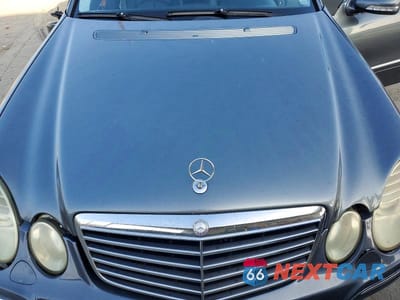 Zdjęcie 11 z 12 samochodu: 2007 MERCEDES-BENZ E 350 VIN:WDBUF56X87B179869 - miniatura