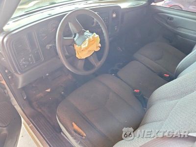 Zdjęcie 8 z 12 samochodu: 2004 CHEVROLET SILVERADO K1500 VIN:1GCEK14X74Z242511 - miniatura
