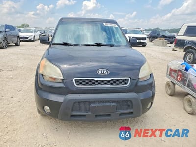 Piąte zdjęcie samochodu w środku: 2011 KIA SOUL ! VIN:KNDJT2A27B7709722 - miniatura
