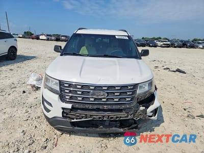 Piąte zdjęcie samochodu w środku: 2017 FORD EXPLORER VIN:1FM5K7B82HGD95597 - miniatura