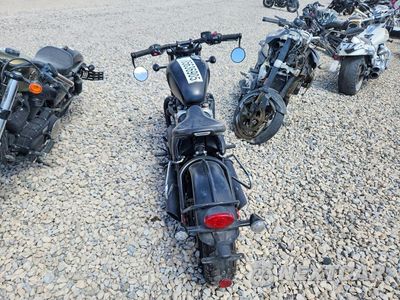 Czwarte zdjęcie samochodu z boku: 2019 TRIUMPH MOTORCYCLE BONNEVILLE BOBBER BLACK VIN:SMTD53HLXKT944040 - miniatura