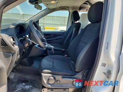 Zdjęcie 7 z 12 samochodu: 2019 MERCEDES-BENZ METRIS VIN:WD3PG2EAXK3505434 - miniatura