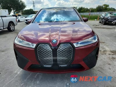 Piąte zdjęcie samochodu w środku: 2022 BMW IX XDRIVE50 VIN:WB523CF06NCK46464 - miniatura