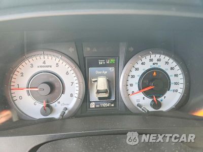 Zdjęcie 9 z 14 samochodu: 2019 TOYOTA SIENNA SE PREMIUM 8-PASSENGER VIN:5TDXZ3DC1KS977254 - miniatura
