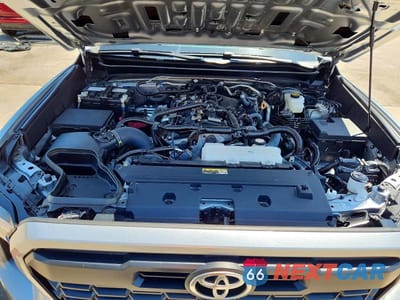 Zdjęcie 11 z 12 samochodu: 2025 TOYOTA TACOMA TRD SPORT VIN:3TMLB5JN1SM178465 - miniatura