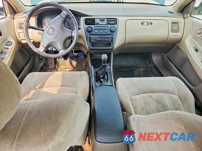 Zdjęcie 8 z 12 samochodu: 2001 HONDA ACCORD EX VIN:1HGCG16551A075596 - miniatura