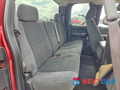 Zdjęcie 10 z 12 samochodu: 2008 CHEVROLET SILVERADO K1500 VIN:1GCEK19J08Z162509 - miniatura