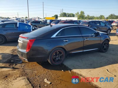 Trzecie zdjęcie samochodu z tyłu: 2013 CADILLAC XTS PREMIUM COLLECTION VIN:2G61T5S35D9130077 - miniatura