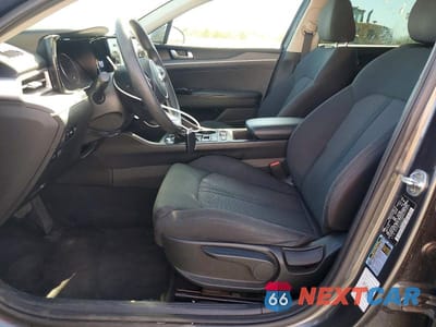 Zdjęcie 7 z 12 samochodu: 2021 KIA K5 LXS VIN:5XXG14J26MG054846 - miniatura