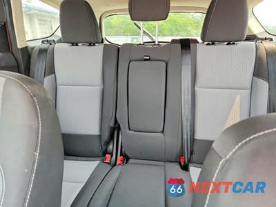 Zdjęcie 10 z 13 samochodu: 2017 FORD ESCAPE SE VIN:1FMCU9GD2HUD91831 - miniatura