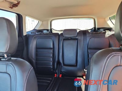 Zdjęcie 10 z 13 samochodu: 2018 FORD ESCAPE TITANIUM VIN:1FMCU0J95JUA04792 - miniatura