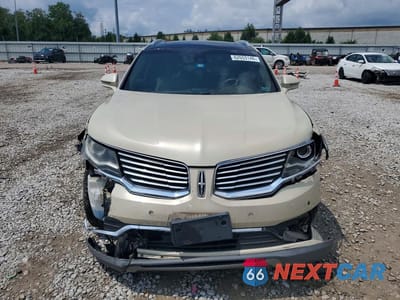 Piąte zdjęcie samochodu w środku: 2016 LINCOLN MKX RESERVE VIN:2LMPJ6LR9GBL82725 - miniatura