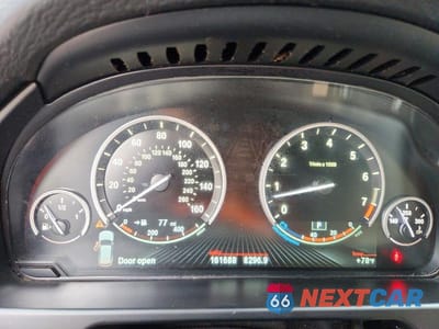 Zdjęcie 9 z 14 samochodu: 2017 BMW X5 SDRIVE35I VIN:5UXKR2C39H0U22326 - miniatura