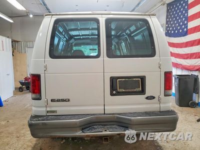 Zdjęcie 6 z 13 samochodu: 2006 FORD ECONOLINE E250 VAN VIN:1FTNE24W96DA36384 - miniatura