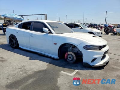 Czwarte zdjęcie samochodu z boku: 2019 DODGE CHARGER SCAT PACK VIN:2C3CDXGJXKH564203 - miniatura