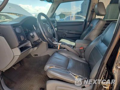 Zdjęcie 7 z 13 samochodu: 2007 JEEP COMMANDER VIN:1J8HG48P07C592508 - miniatura