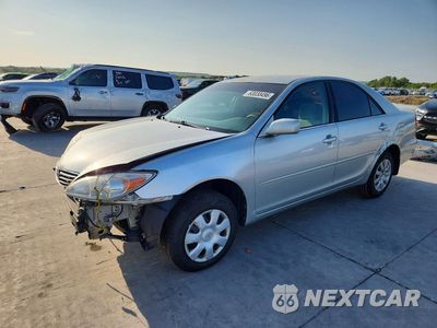 2004 TOYOTA CAMRY LE 4T1BE32K54U910649 - główne zdjęcie licytacji z USA - miniatura