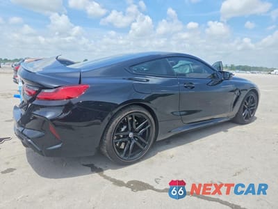 Trzecie zdjęcie samochodu z tyłu: 2020 BMW M8 VIN:WBSAE0C00LBM08386 - miniatura
