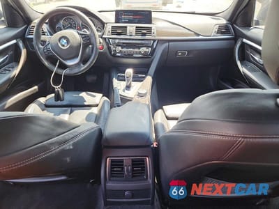 Zdjęcie 8 z 12 samochodu: 2017 BMW 330 I VIN:WBA8B9G35HNU55150 - miniatura