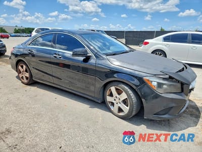 Czwarte zdjęcie samochodu z boku: 2016 MERCEDES-BENZ CLA 250 VIN:WDDSJ4EB2GN392179 - miniatura