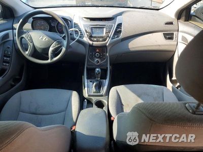 Zdjęcie 8 z 12 samochodu: 2015 HYUNDAI ELANTRA SE VIN:KMHDH4AE7FU322580 - miniatura