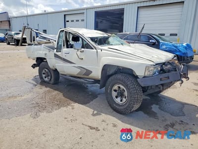 Czwarte zdjęcie samochodu z boku: 1988 TOYOTA PICKUP XTRACAB RN67 DLX VIN:JT4RN67P1J8007654 - miniatura