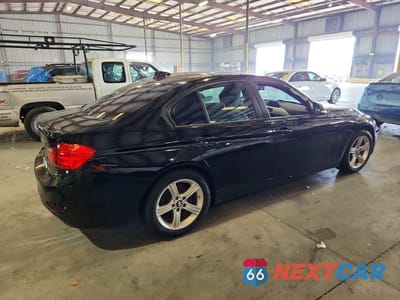 Trzecie zdjęcie samochodu z tyłu: 2014 BMW 320 I XDRIVE VIN:WBA3C3C5XEP662581 - miniatura