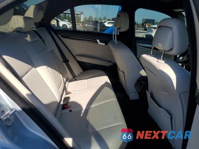 Zdjęcie 10 z 12 samochodu: 2014 MERCEDES-BENZ C 250 VIN:WDDGF4HB0EA948092 - miniatura