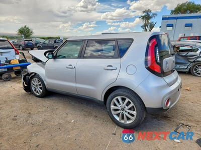 Drugie zdjęcie samochodu z przodu: 2018 KIA SOUL VIN:KNDJP3A58J7536439 - miniatura