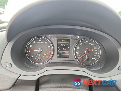 Zdjęcie 9 z 14 samochodu: 2018 AUDI Q3 PREMIUM VIN:WA1ECCFS3JR032181 - miniatura
