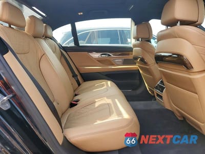 Zdjęcie 10 z 12 samochodu: 2018 BMW 750 XI VIN:WBA7F2C59JB238674 - miniatura