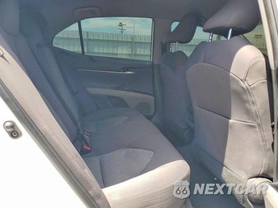 Zdjęcie 10 z 12 samochodu: 2020 TOYOTA CAMRY LE VIN:4T1C11AK2LU865240 - miniatura