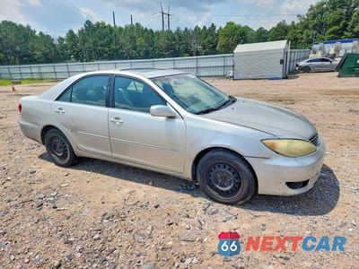 Czwarte zdjęcie samochodu z boku: 2006 TOYOTA CAMRY XLE VIN:4T1BE30KX6U658192 - miniatura