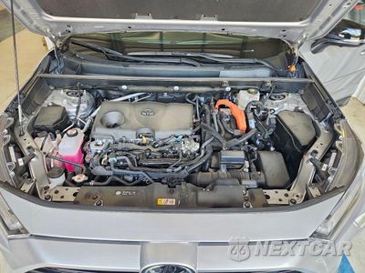 Zdjęcie 11 z 13 samochodu: 2025 TOYOTA RAV4 XSE VIN:4T3E6RFV9SU182968 - miniatura