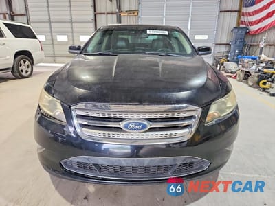 Piąte zdjęcie samochodu w środku: 2011 FORD TAURUS SHO VIN:1FAHP2KT7BG162872 - miniatura