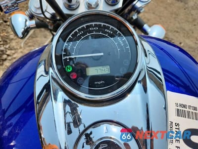 Zdjęcie 7 z 9 samochodu: 2015 HONDA VT1300 CR VIN:JH2SC6609FK500088 - miniatura