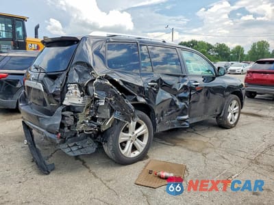 Trzecie zdjęcie samochodu z tyłu: 2010 TOYOTA HIGHLANDER LIMITED VIN:5TDDK3EH4AS002313 - miniatura