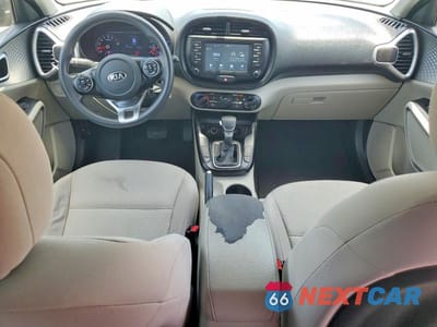 Zdjęcie 8 z 13 samochodu: 2020 KIA SOUL LX VIN:KNDJ23AU8L7010613 - miniatura