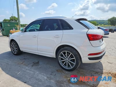 Drugie zdjęcie samochodu z przodu: 2018 AUDI Q3 PREMIUM VIN:WA1BCCFS0JR035168 - miniatura