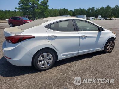 Trzecie zdjęcie samochodu z tyłu: 2016 HYUNDAI ELANTRA SE VIN:5NPDH4AE2GH745342 - miniatura