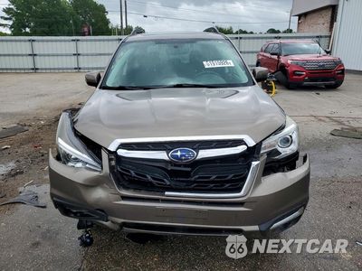 Piąte zdjęcie samochodu w środku: 2018 SUBARU FORESTER 2.5I TOURING VIN:JF2SJAWC0JH416678 - miniatura