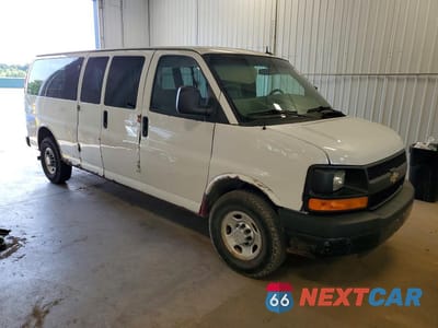 Czwarte zdjęcie samochodu z boku: 2011 CHEVROLET EXPRESS G3500 LS VIN:1GNZGZHG9B1100871 - miniatura